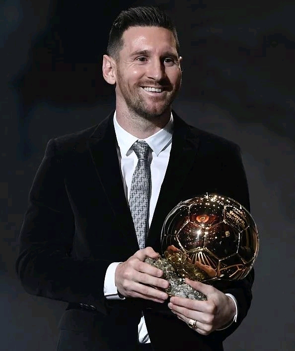 先盯人后逼 先盯人后逼